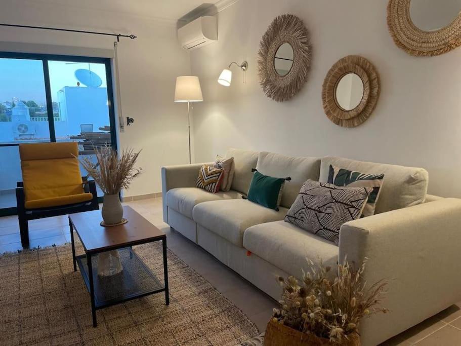 Apartamento Amparo-T2 C/Piscina 카르보에이루 외부 사진